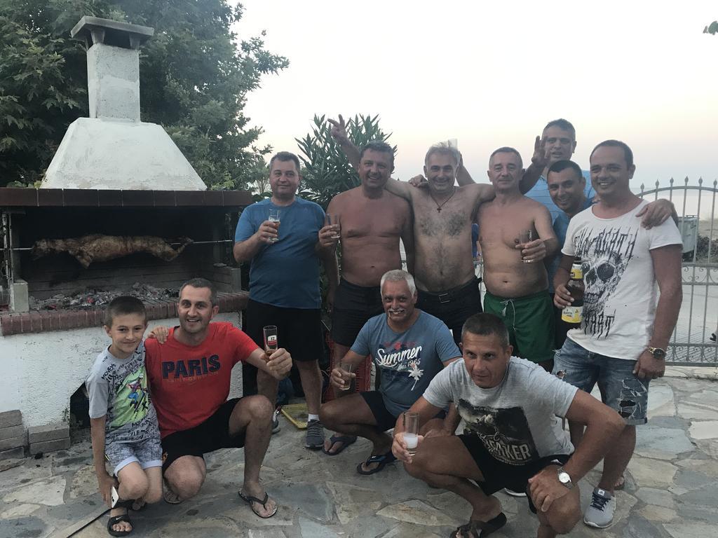 Isalos Велика Екстериор снимка