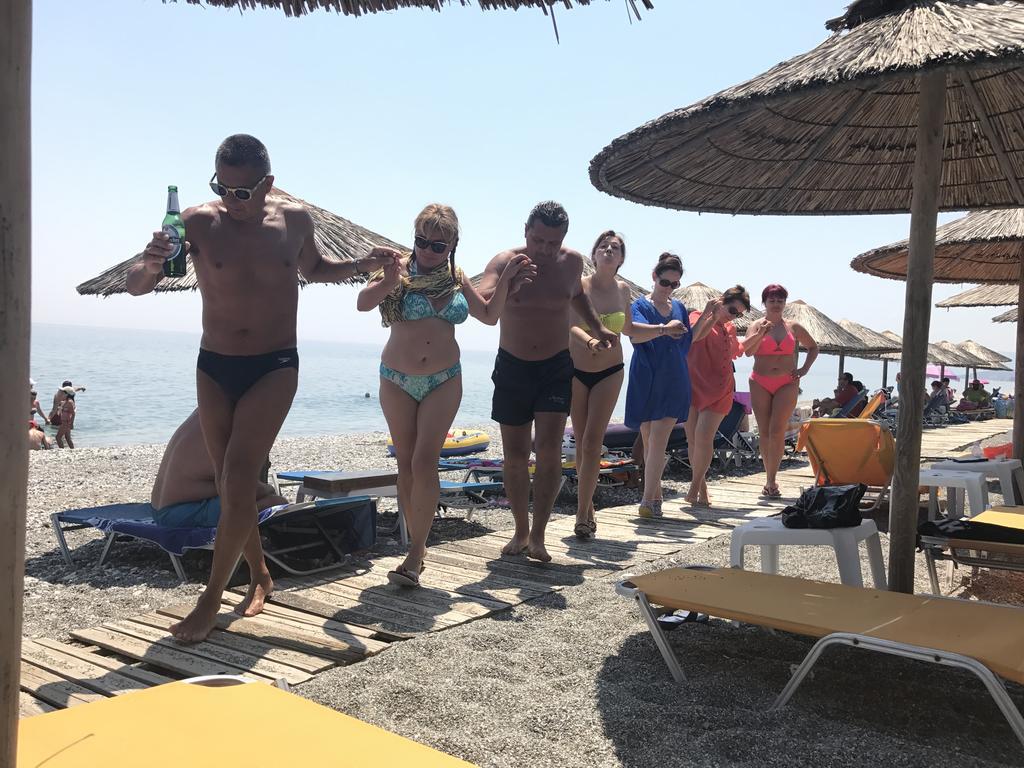 Isalos Велика Екстериор снимка